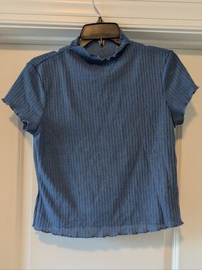 Blue Ribbed Mock Neck Short Sleeve Top